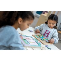 Toddler puzzle - the laundry