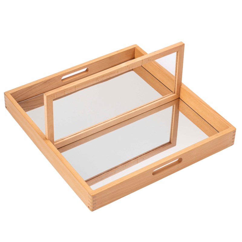 Mirrow box