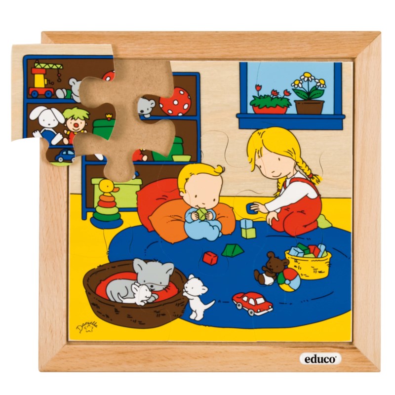 Baby puzzle - playing