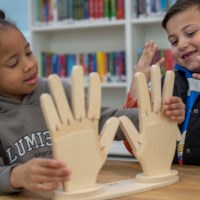 Counting hands (2)