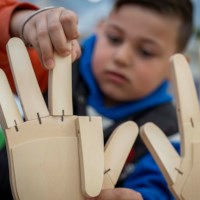 Counting hands (2)