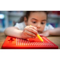 Magnetic design board